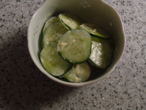 胡瓜のピリ辛からしマヨネーズ和え